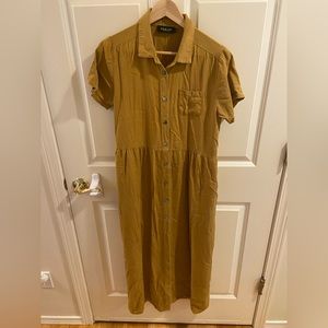 Indi & Cold long button down short sleeve dress - size M